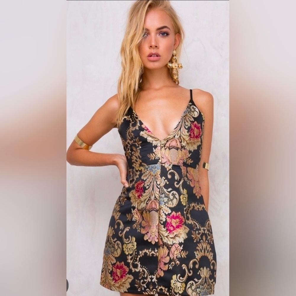FASHION NOVA Dress